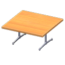 Large Café Table (Light Brown) NH Icon.png