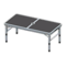 Outdoor Table (White - Black) NH Icon.png