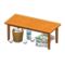 Sloppy Table (Natural Wood - Gardening) NH Icon.png